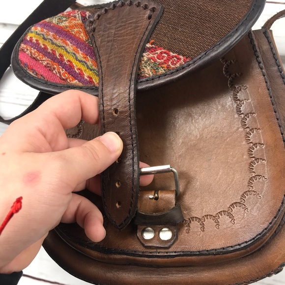 Rainbow Crafts Genuine Leather Strap On Bag P - Picture 5 of 8